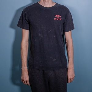 Umbro vintage tee men’s Medium worn bleached black purple